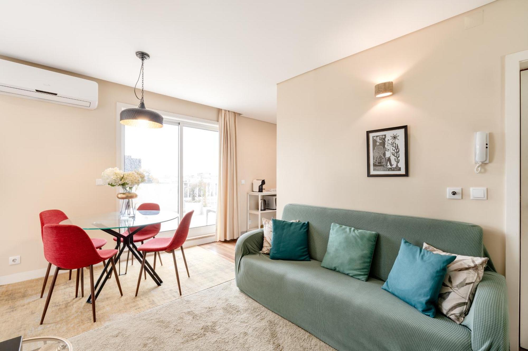 Viva Peaceful Zen Retreat Apartment Porto Bagian luar foto